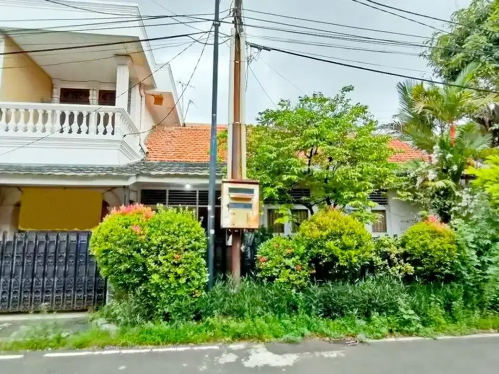 Rumah Lama Hitung Tanah Di Rawamangun Jakarta Timur
