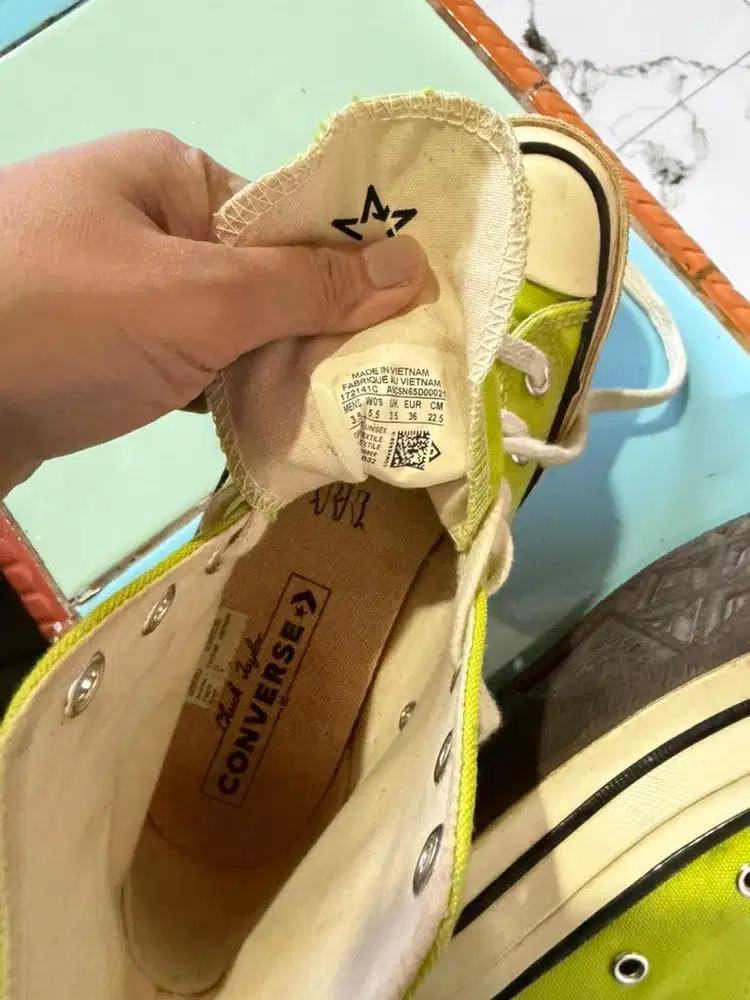 Jual sepatu anak murah like new