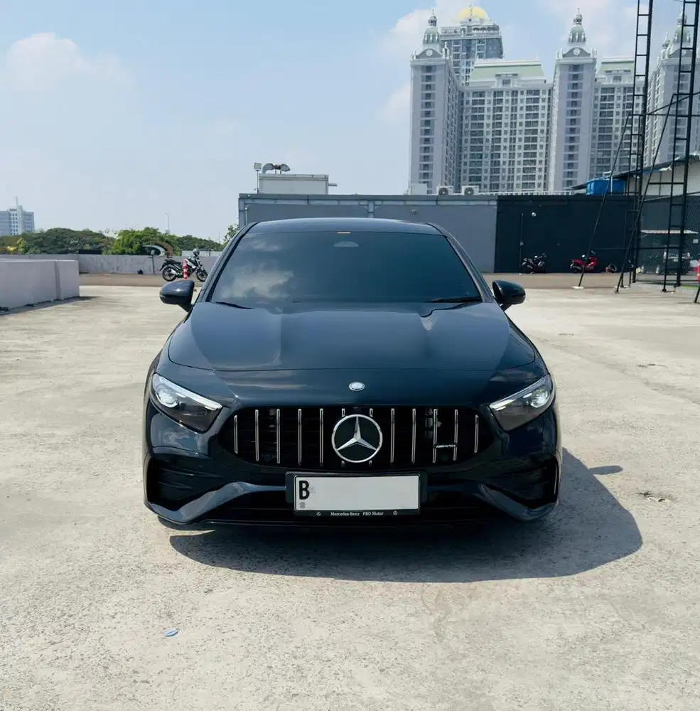 Mercedez Benz A35 AMG 2023