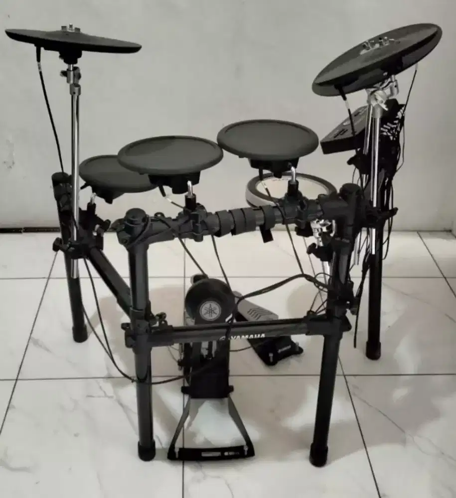 Yamaha DTX502 Electronic Drum Set – Jarang Pakai, Kondisi Sangat Baik
