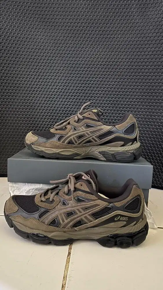 SEPATU ASICS GEL Nyc (Ori)