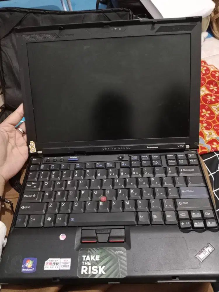Dijual Laptop Tinkpad X200, 2008