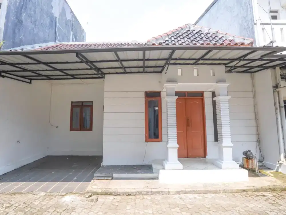 Rumah SHM Strategis 5 Mnt ke Gerbang Tol Limo Dibantu KPR J-45457