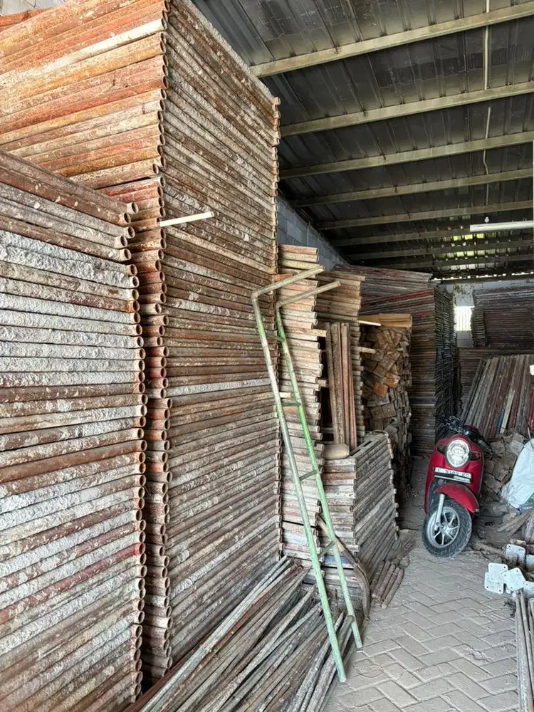 Lowongan Pekerjaan Pria