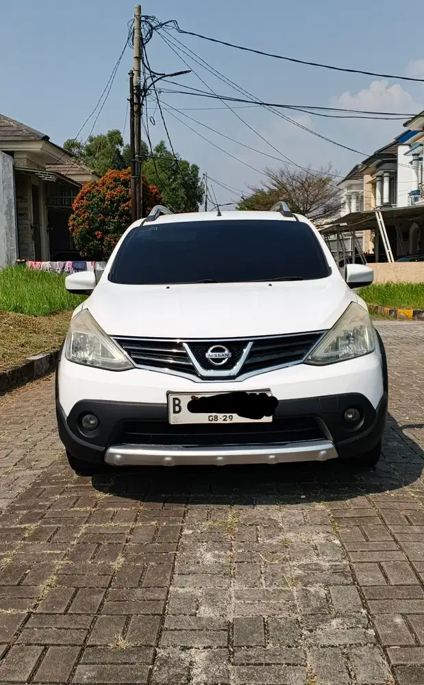 Nissan Grand livina 2015 Bensin