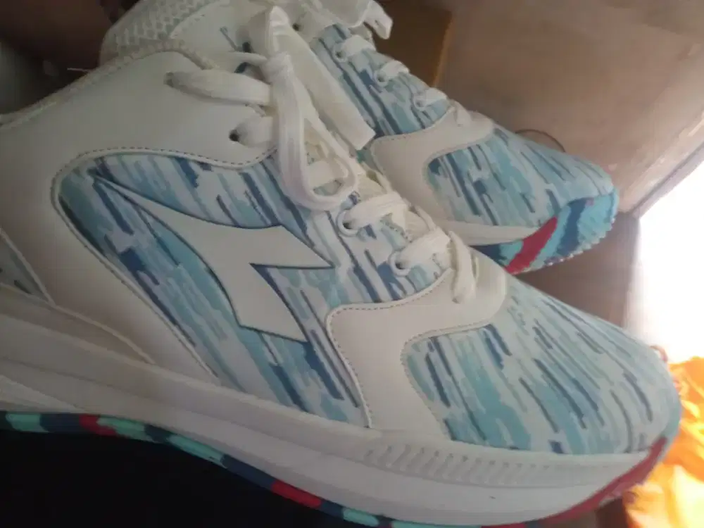 Diadora Hordan white U/46