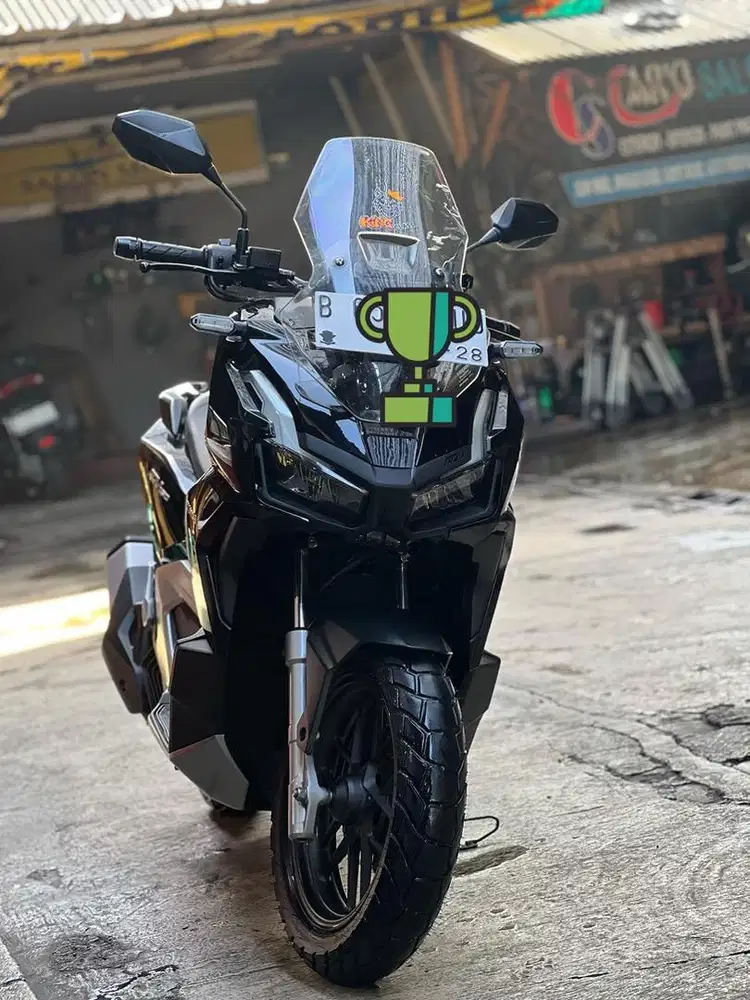Honda ADV CBS 2023, KM Rendah.