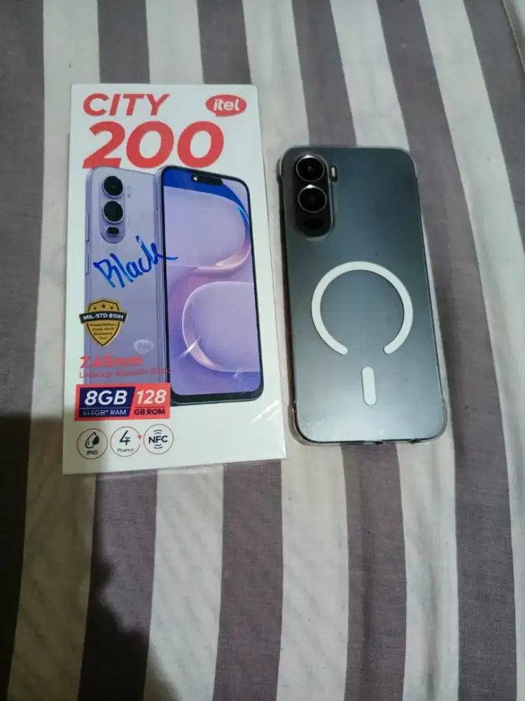 Itel city 200 black baru 2bln pakai