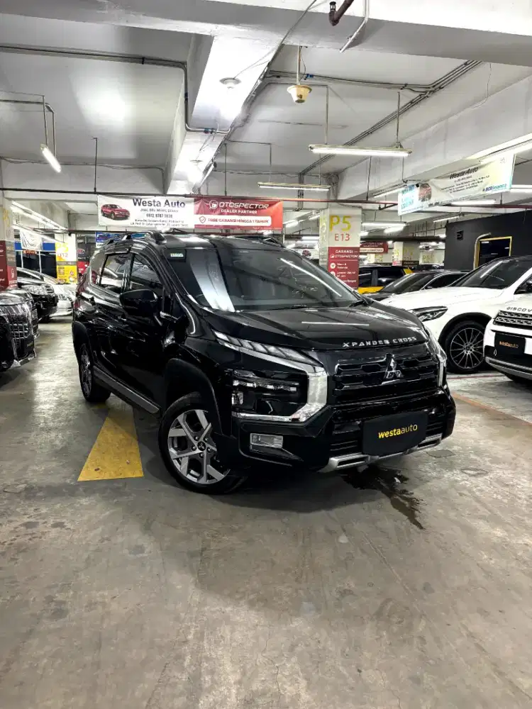 Low KM Mitsubishi Xpander Cross Premium Package 1.5 AT 2023