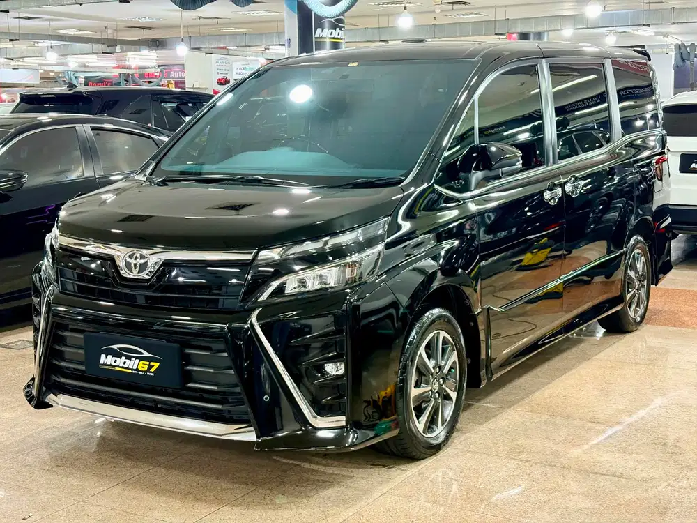 TOYOTA VOXY 2.0 2018 PAJAK PANJANG
