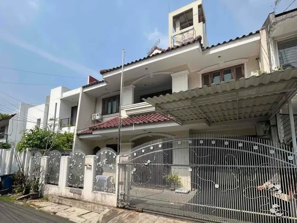 Dijual Rumah Ciomas Kebayoran Baru Jakarta Selatan