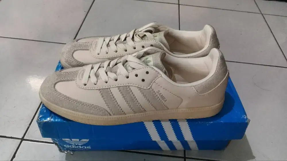 Adidas samba, size 39
