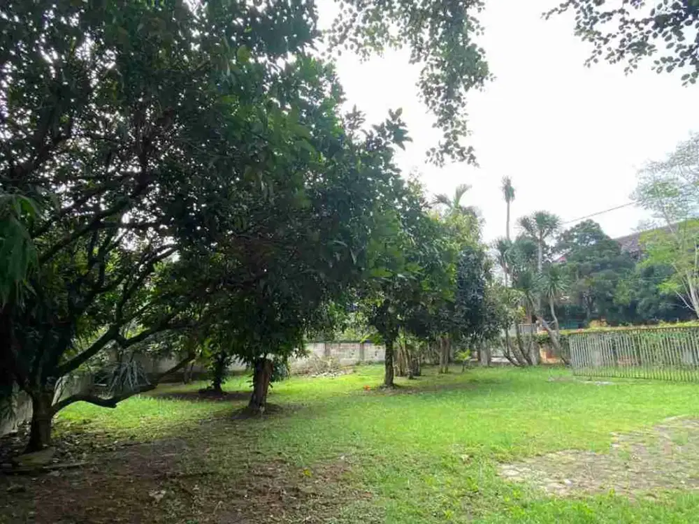 Dijual Tanah lokasi strategis utk rumah,cluster atau usaha