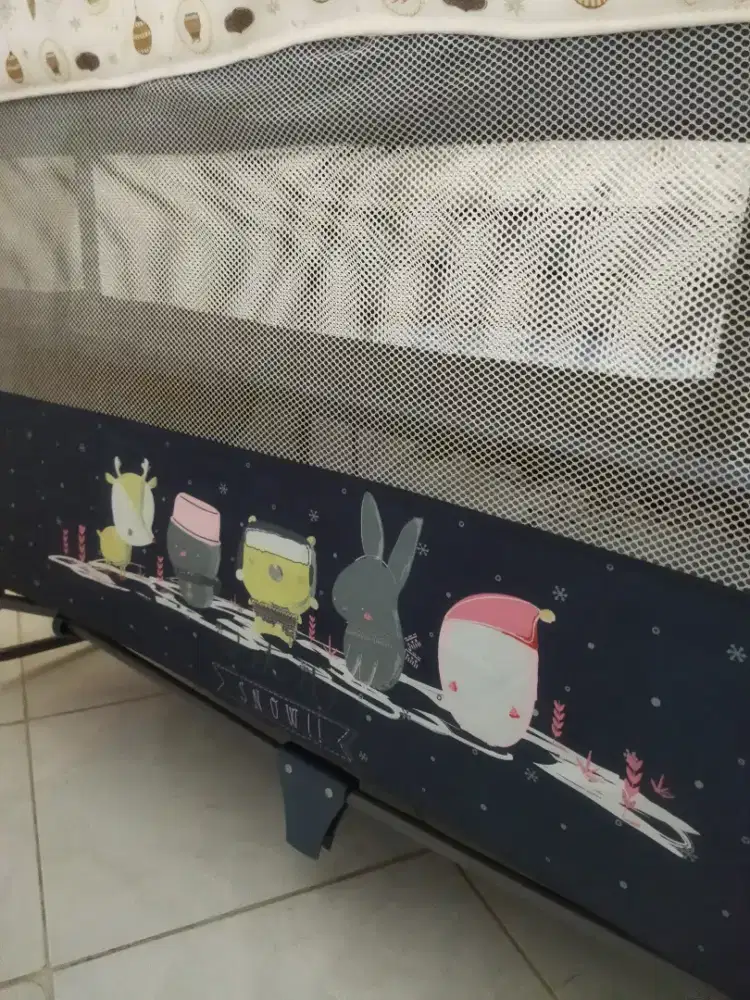 Tempat tidur babydoes bs diayun ganti popok 800rb nego