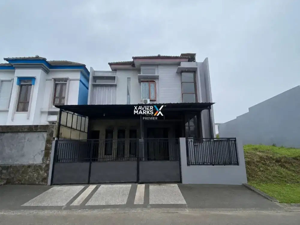 DIJUAL Rumah Minimalis 2Lt dan Strategis Siap Huni Lingkungan Asri di Kawasan Mainroad Selangkah ke Exit Tol dan Pusa Kota di Tirtasani Royal Resort