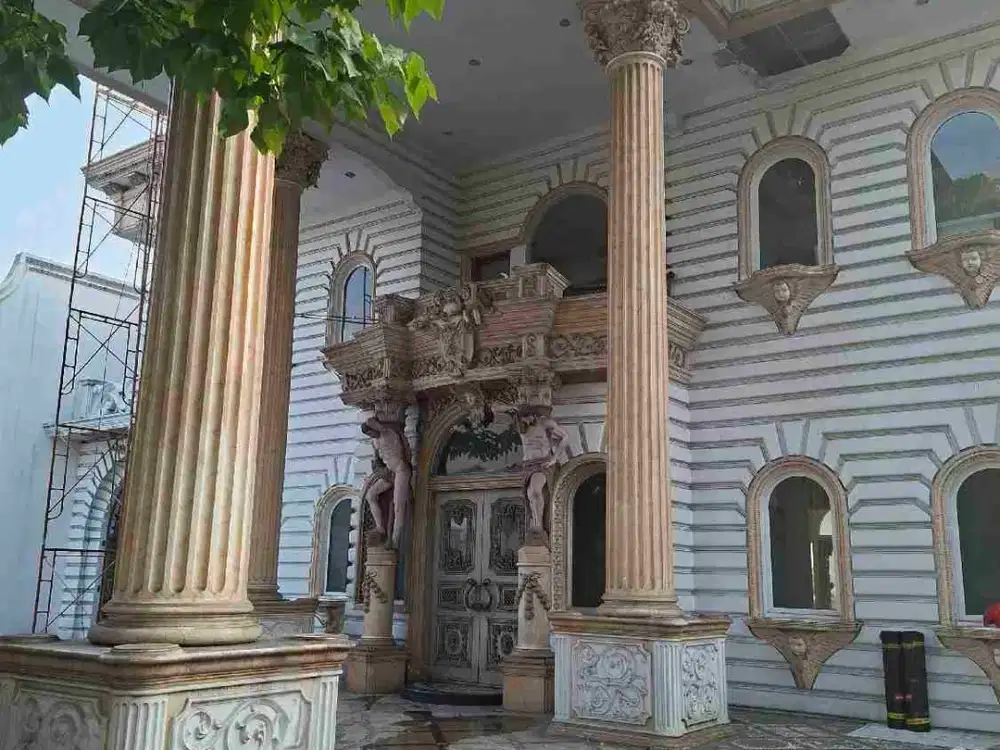 Disewakan Rumah Mewah Pondok IndahJakarta Selatan cocok buat Komersil