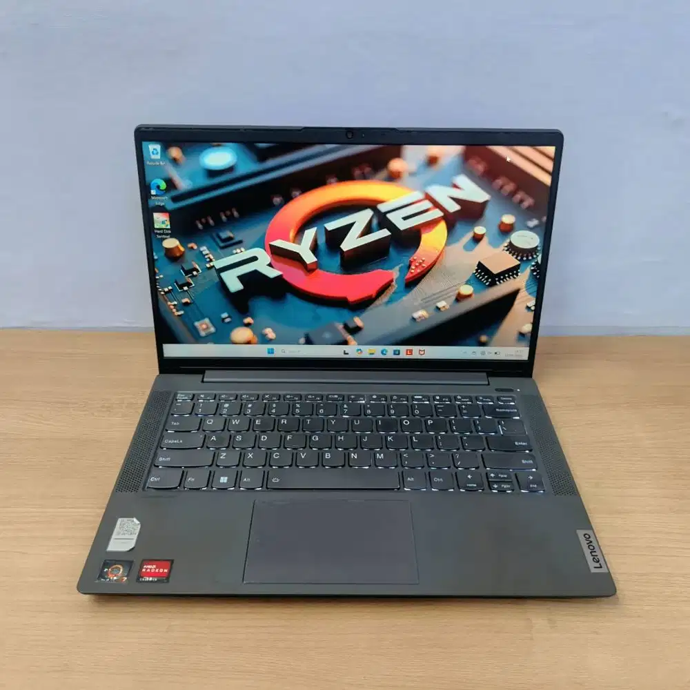 Laptop Lenovo ideapad AMD Ryzen 7 8GB/512GB SSD Backlite