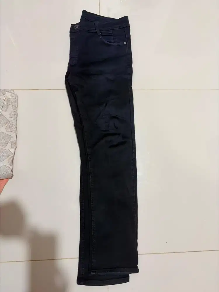 celana jeans hitam stretch