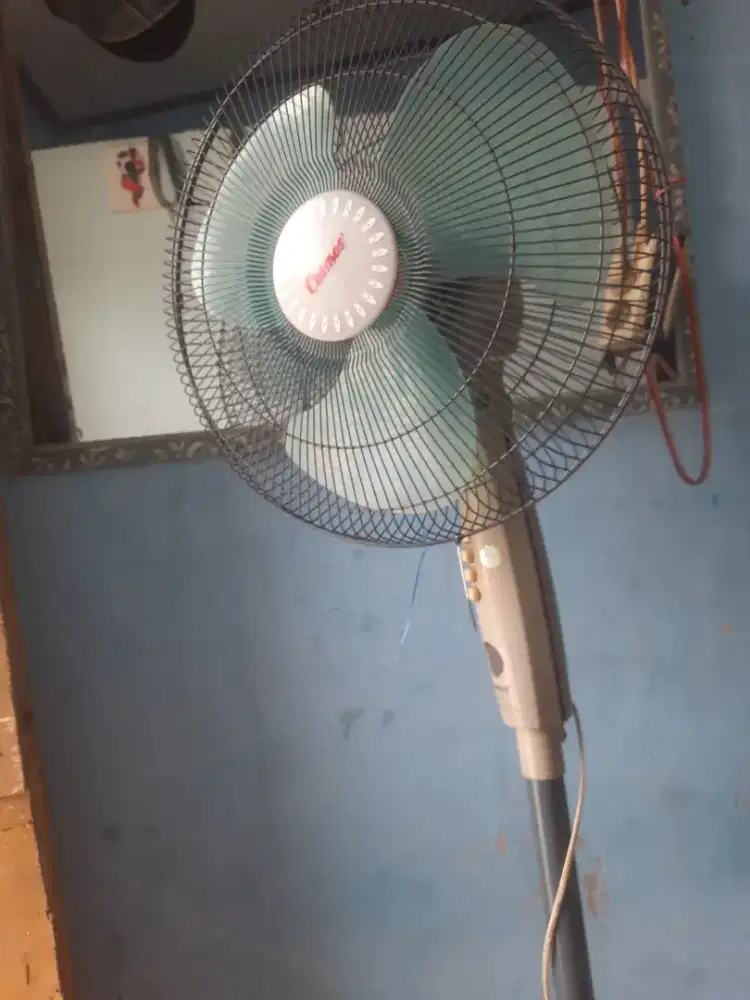 Kipas angin cosmos dan advance