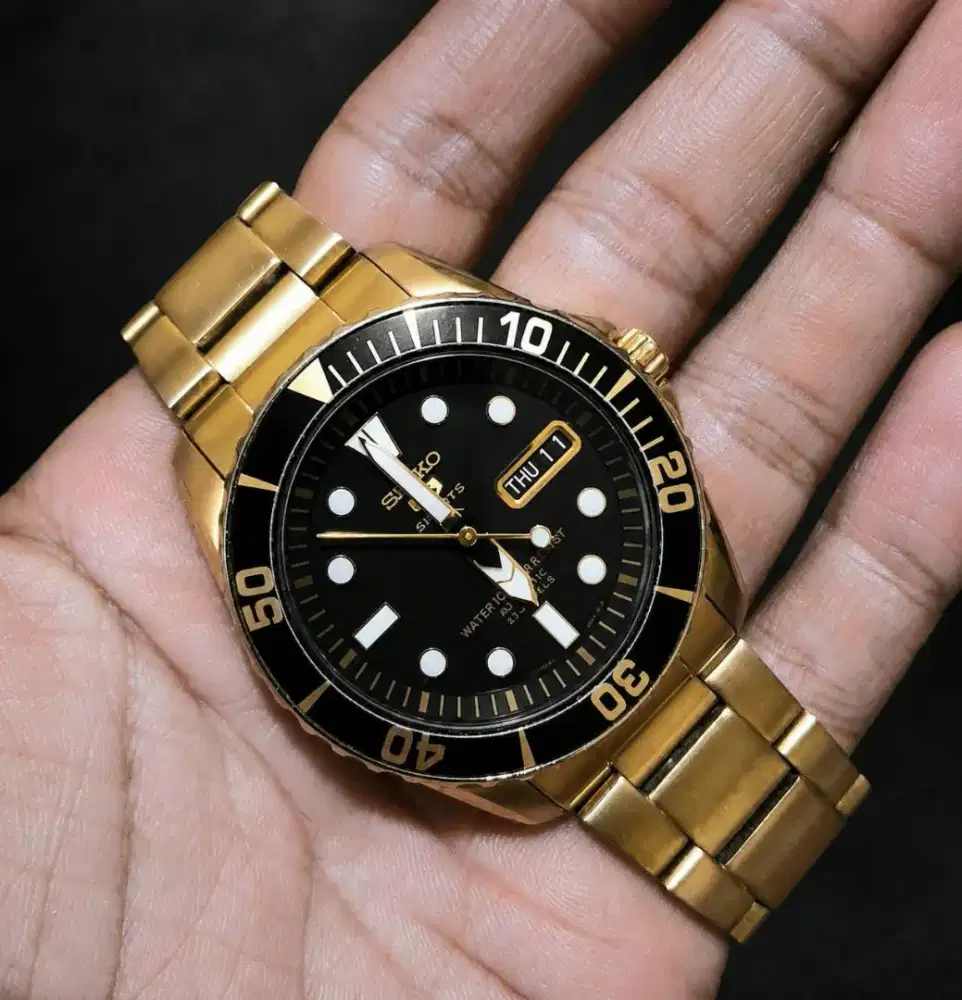 Seiko sea urchin snzf22j1 made in japan rare item dial putih