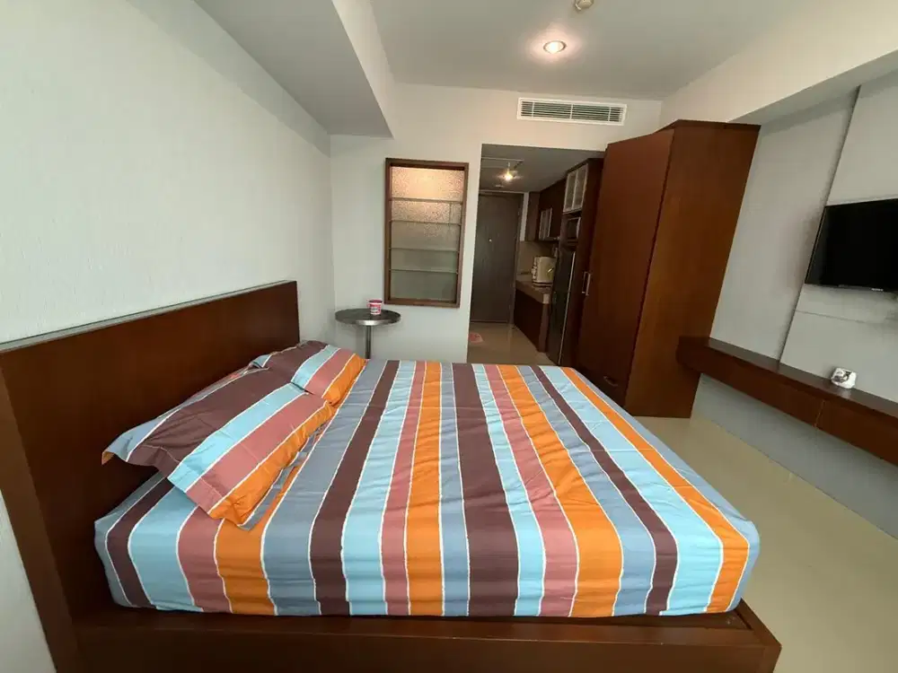 DISEWAKAN APARTEMEN U RESIDENCE TOWER 1 KARAWACI DEKAT UPH STUDIO FULL FURNISHED VIEW GOLF CANTIK ( For direct renter Only !! )