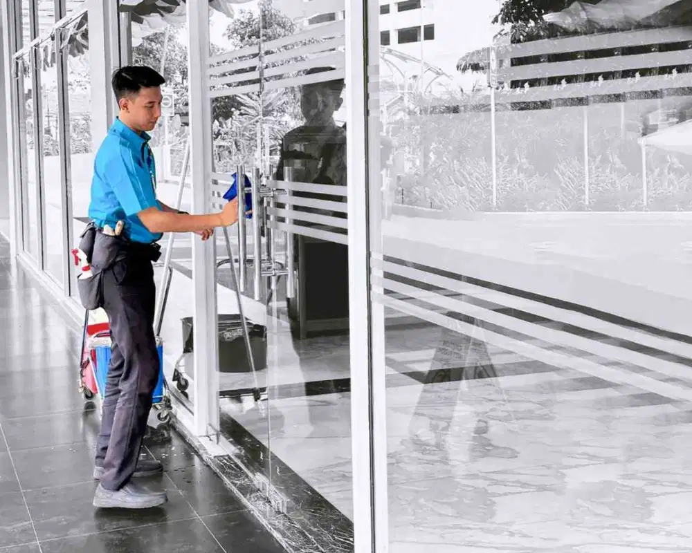 Staff Cleaning Service