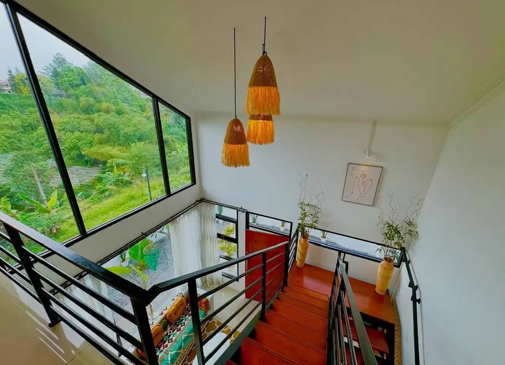 Di jual rumah villa