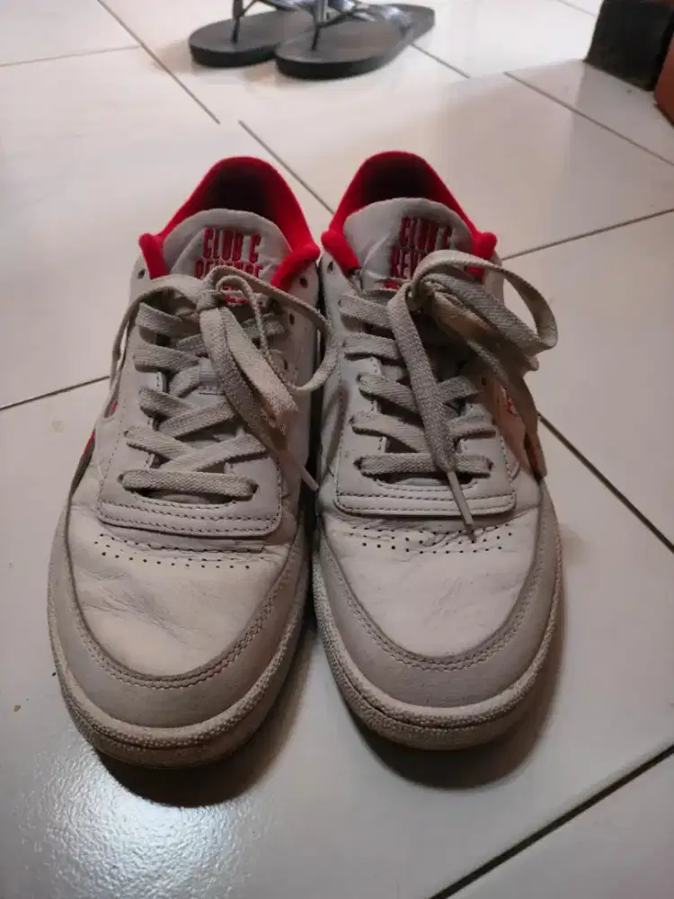 Sepatu Reebok Club C Revenge Bekas Pemakaian