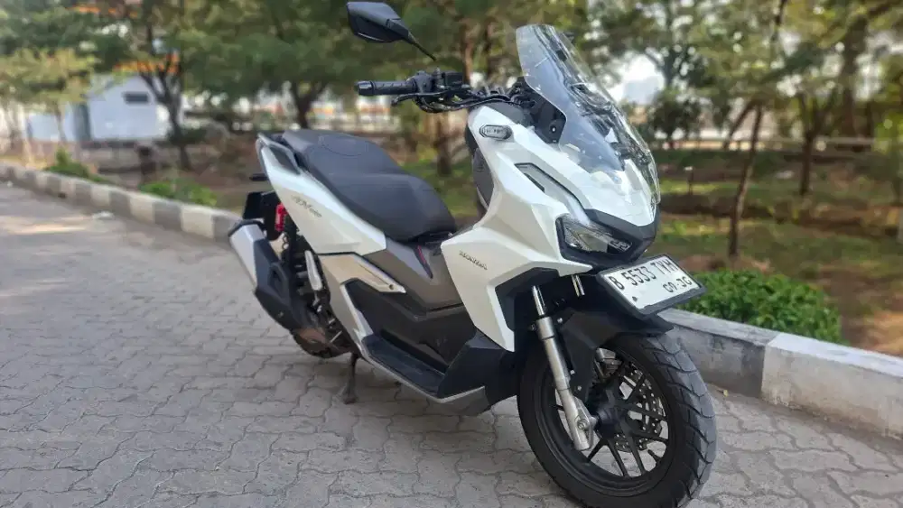 HONDA ADV 160 CBS 2025 LOW KM GRESS
