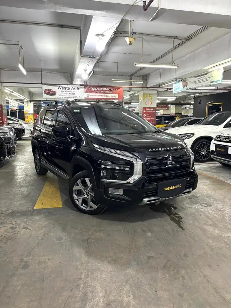 Low KM Mitsubishi Xpander Cross Premium Package 1.5 AT 2023