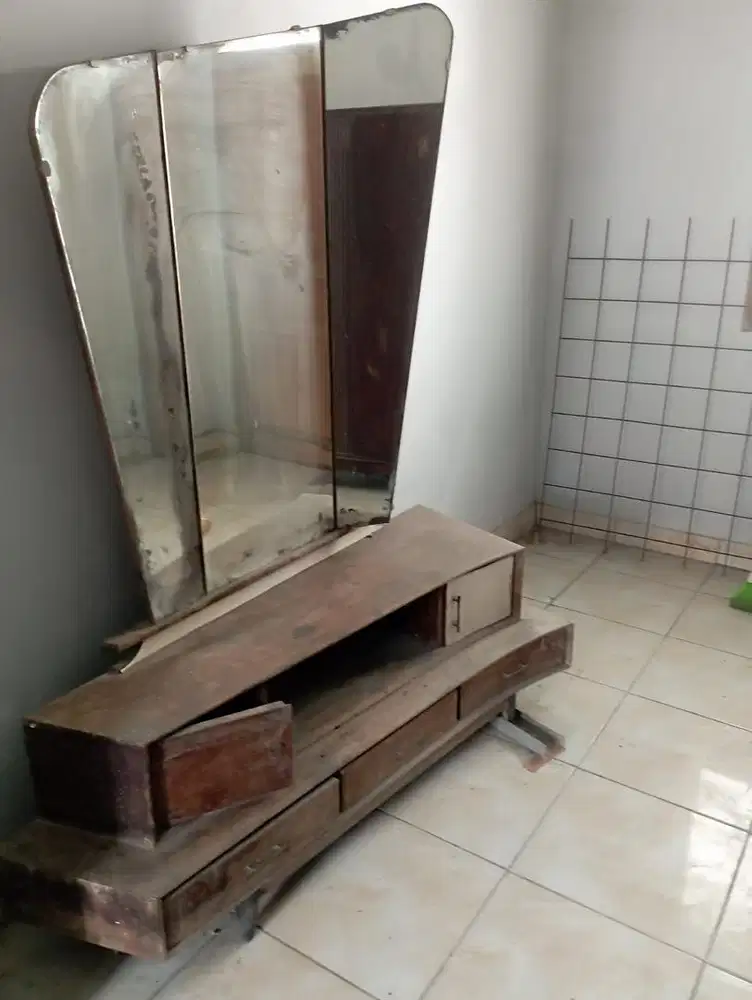 MEJA RIAS, MEJA KERJA DAN LEMARI KAYU JATI ASLI