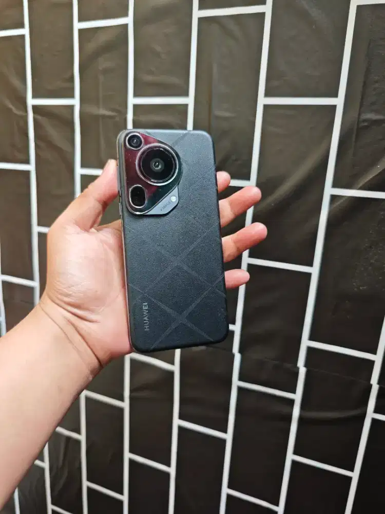 Huawei Pura 70 Ultra 5G 16/512 Mulus Normal Siap Pakai
