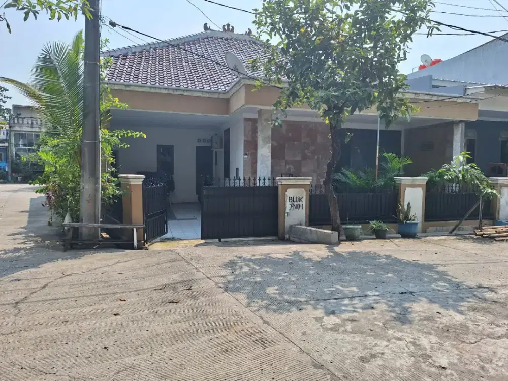 Dijual Murah Rumah Jakarta Utara - Hoek - SHM