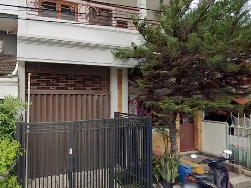 Rumah 2 Lantai Mulyosari Strategis dekat ITS dan Pakuwon City