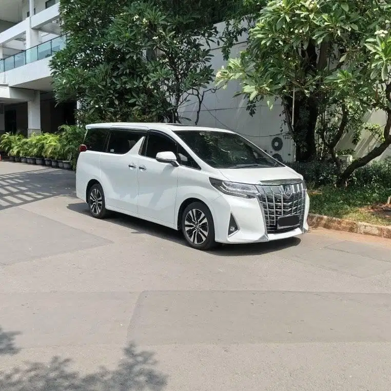 2021 Toyota Alphard G ATPM KM 46000