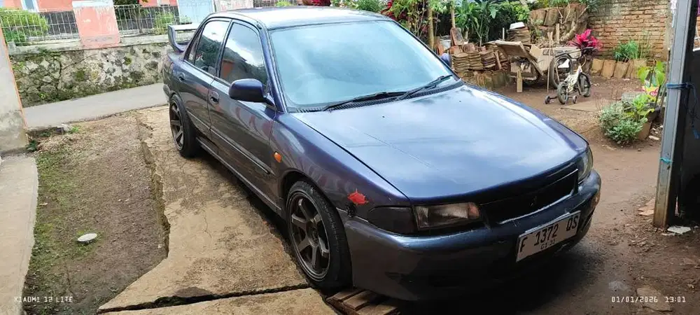 MITSUBISHI LANCER CB 4 GLXI 1995