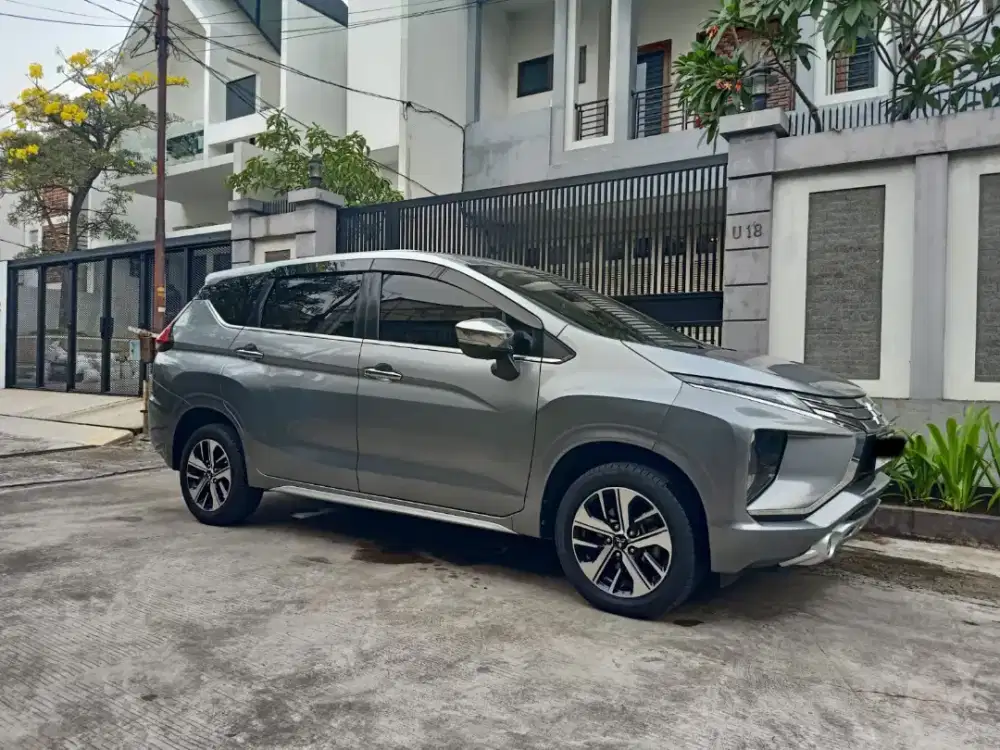 Mitsubishi XPANDER ULTIMATE GREY 1.5 A/T 2018 BL 10 ( LOW KM 70 Rb-an)