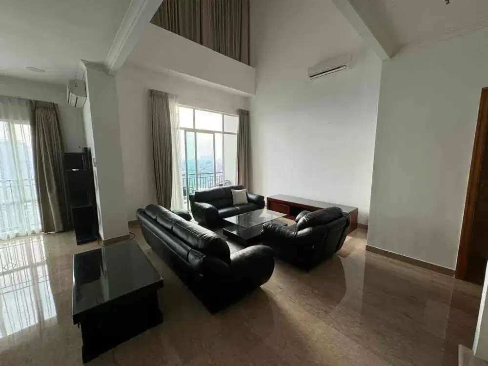 Sewa Penthouse Mewah 4BR Fully Furnished di Senayan Residence – 300 sqm