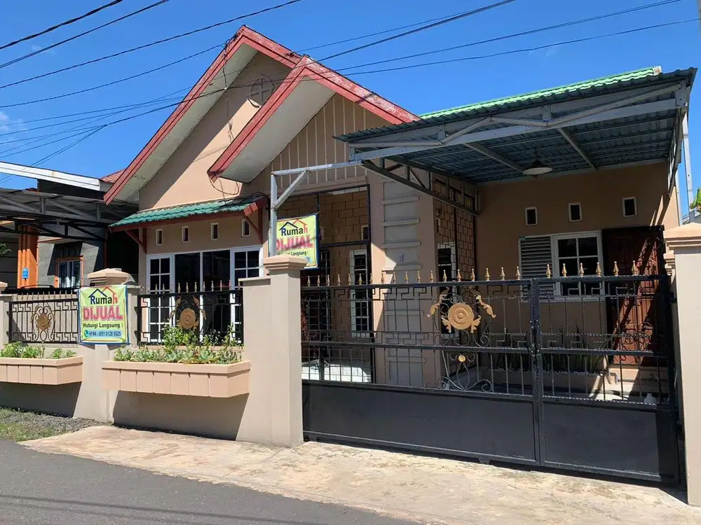 Rumah bagus murah besar siap huni
