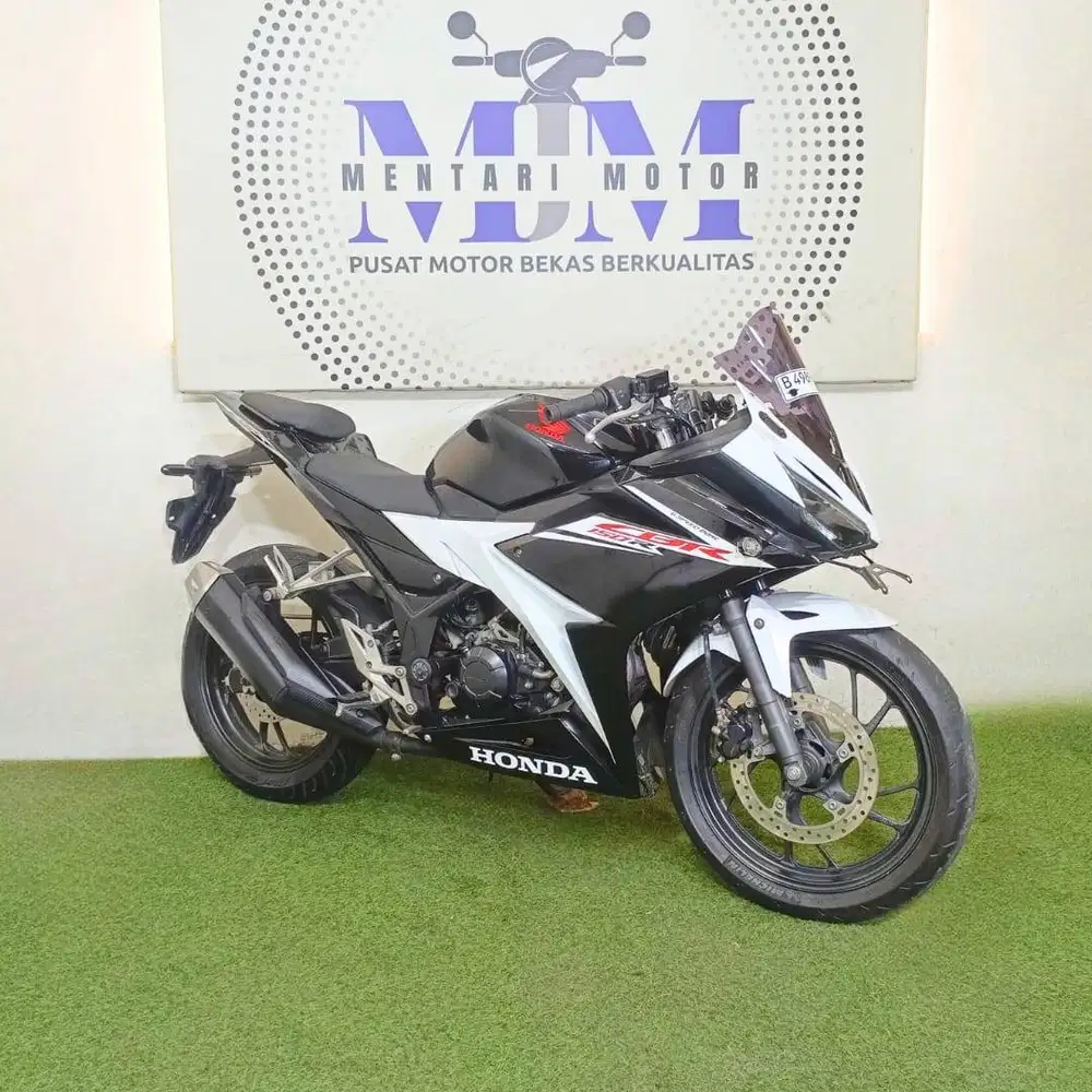 NEW CBR 150 R 2017 CASH/TT FREE GARANSI MESIN & JASA SERVICE