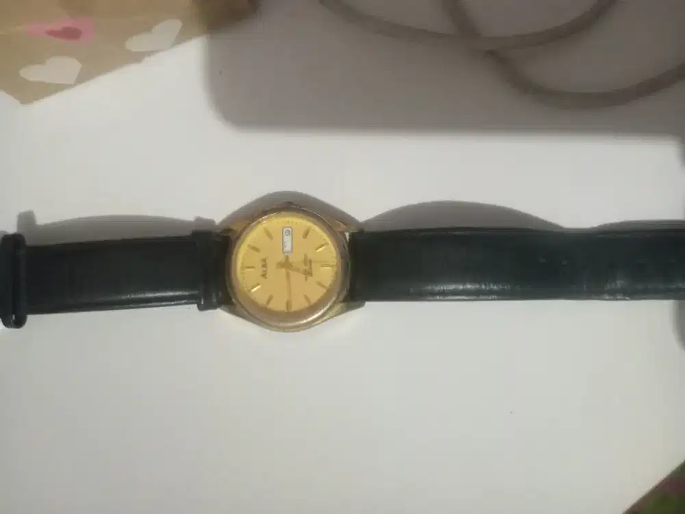 jam tangan alba