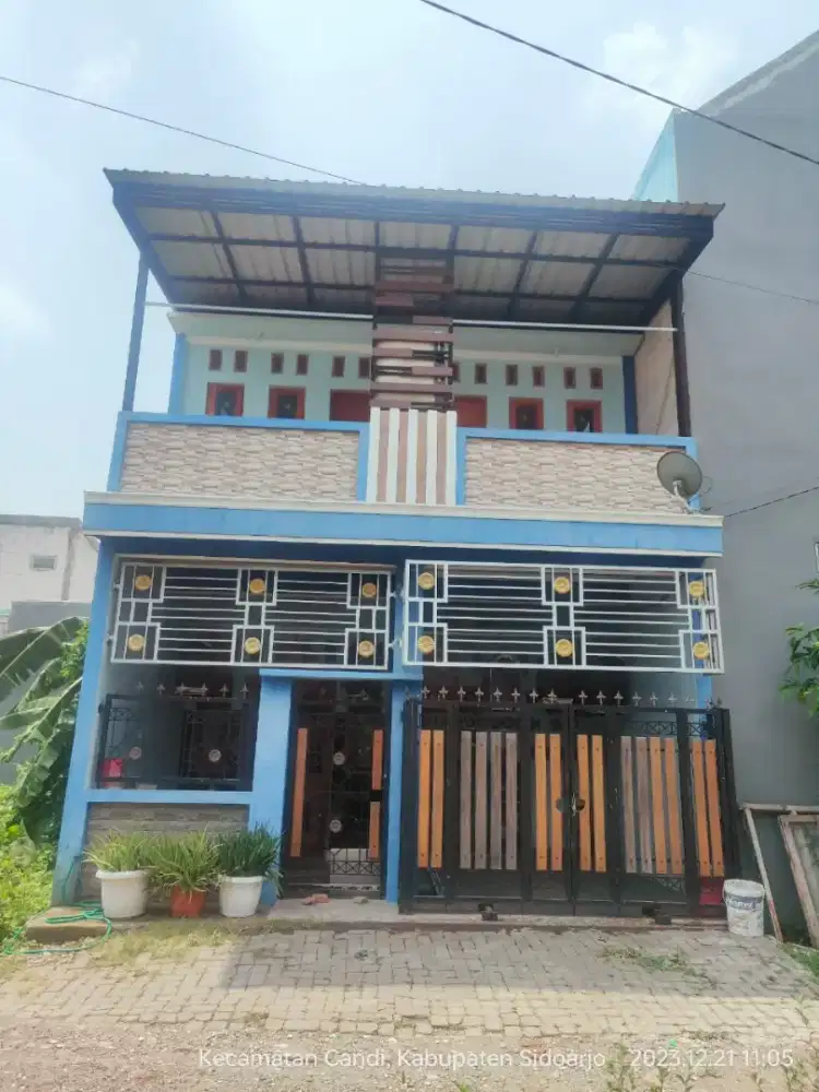 DISEWAKAN RUMAH 2LANTAI PERTAHUN