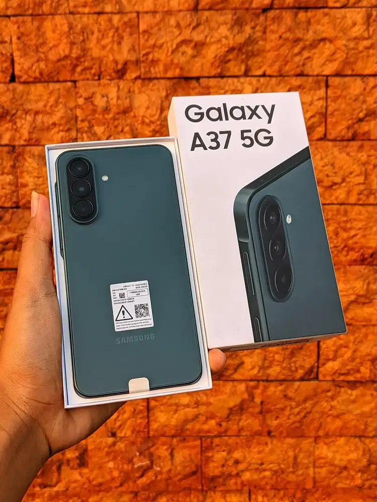 Samsung A37 5G 8/256 GB Like New