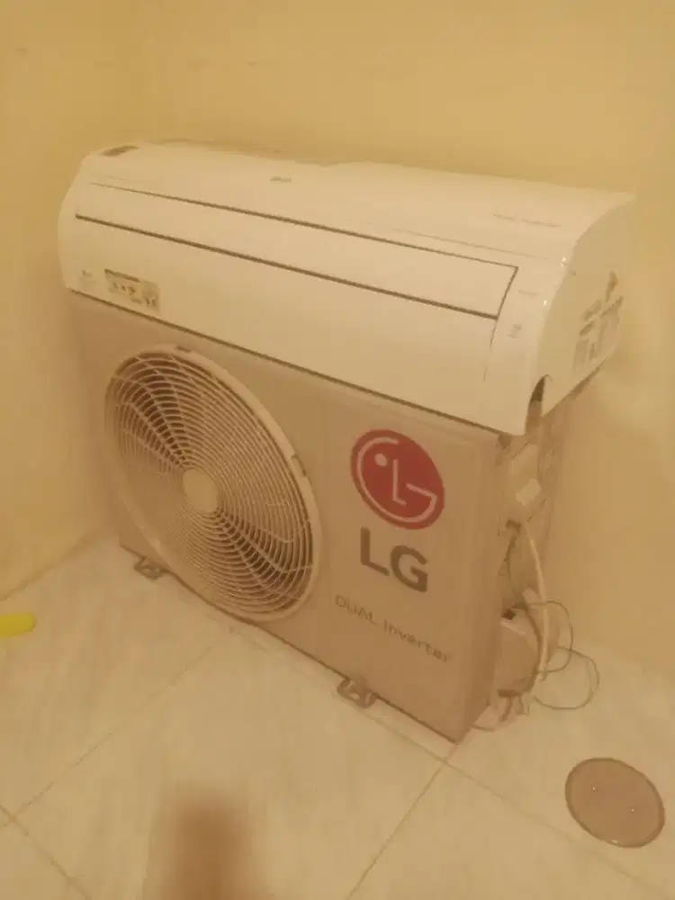 AC lg inverter 1/2 pk unit only tidak berikut pasang