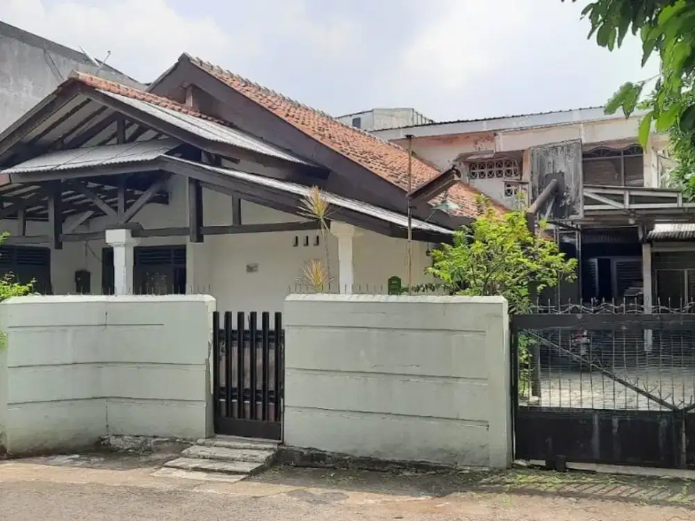 DIJUAL CEPAT – Rumah Pejompongan, Jakarta Pusat