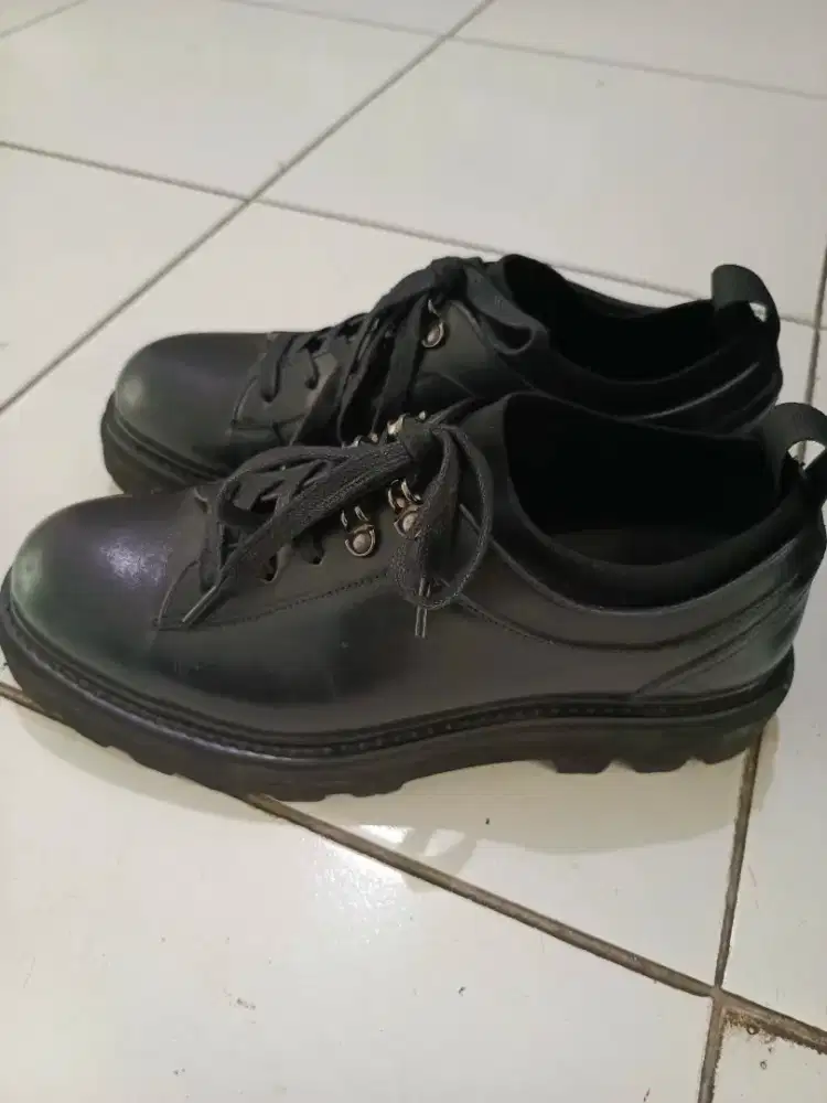 SEPATU PRABU ORIGINAL – KULIT SAPI ASLI