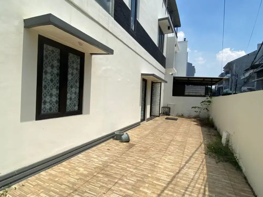 Dijual Rumah Huk Green Ville - Jakarta Barat