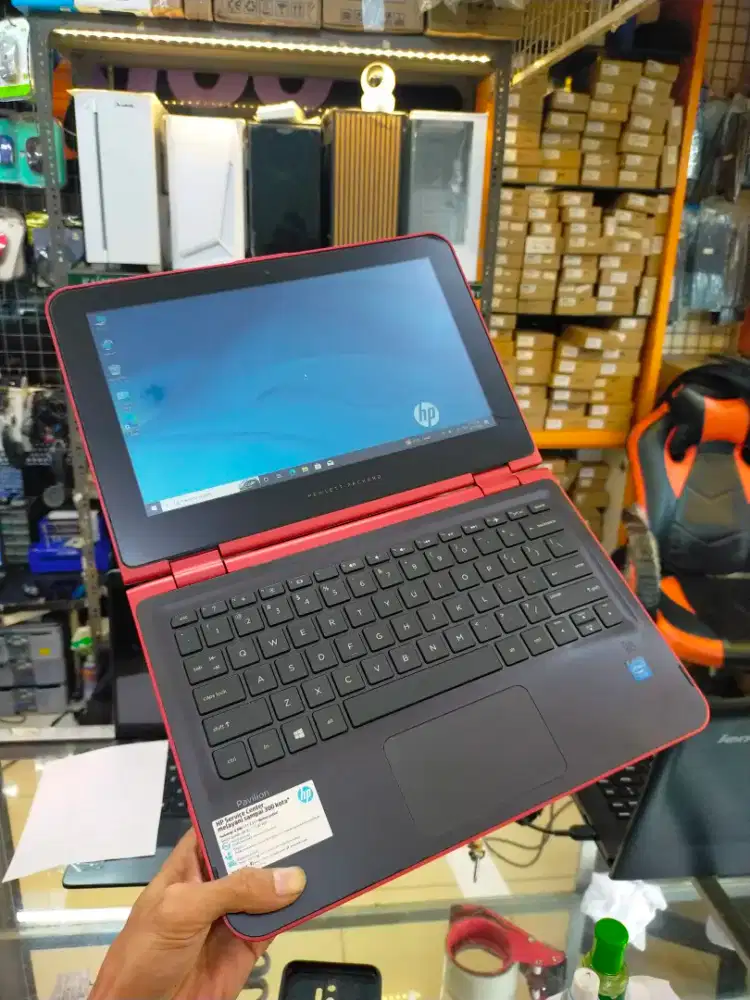 di jual laptop hp 11-K126TU yoga touchscreen