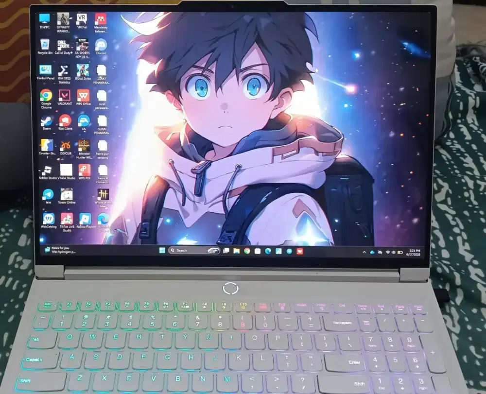 Legion 7 i9 Nvidia 4070 32 GB 1 tb + 1 tb ssd