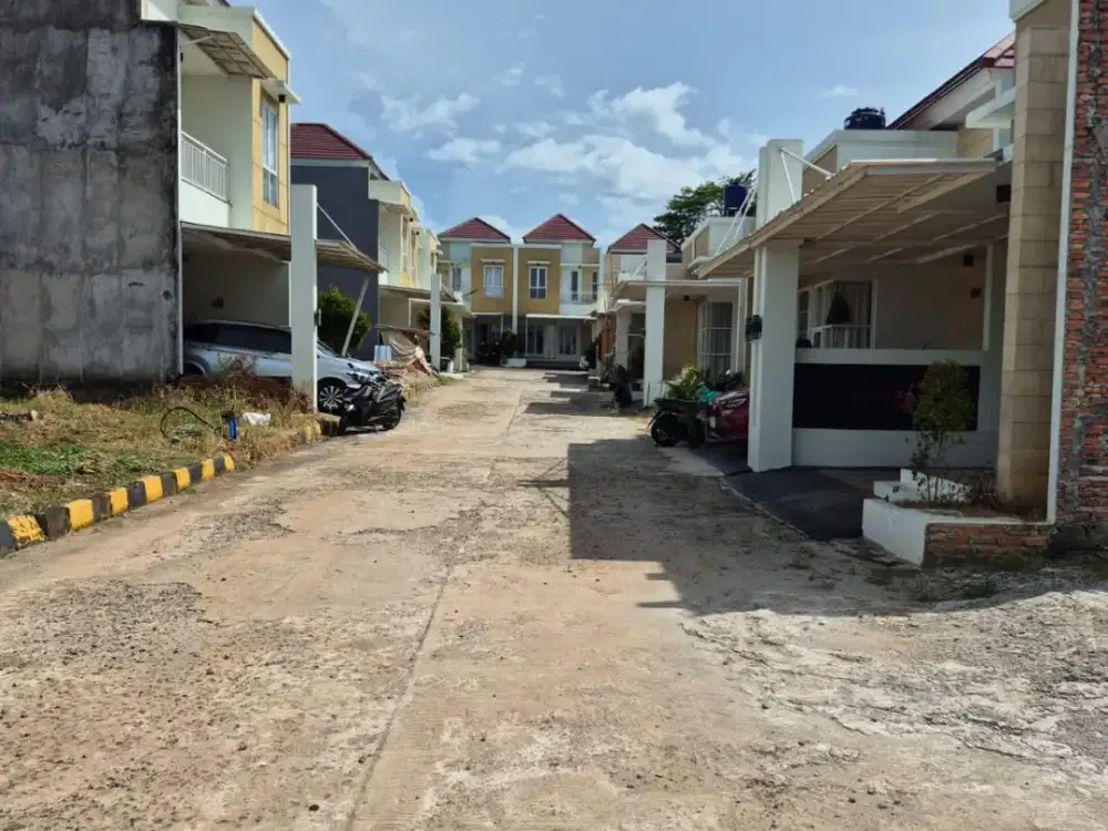 Dijual Rumah Siap Huni Semi Furnished SHM Di Tria Adara 12 Residence Serpong Dekat Unpam 2
